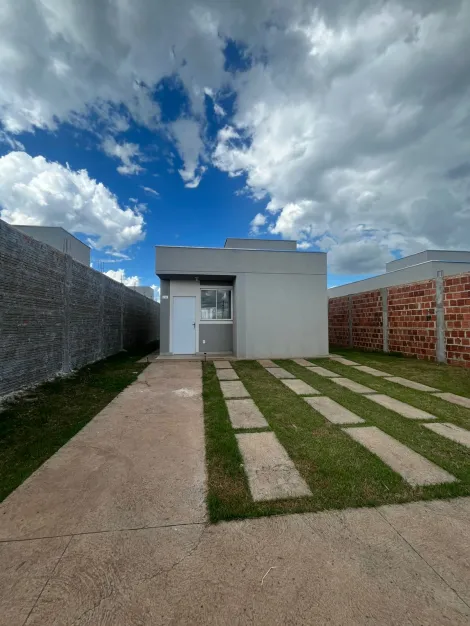 Alugar Casa / Padr&atilde;o em S&atilde;o Jos&eacute; do Rio Preto R$ 900,00 - Foto 13