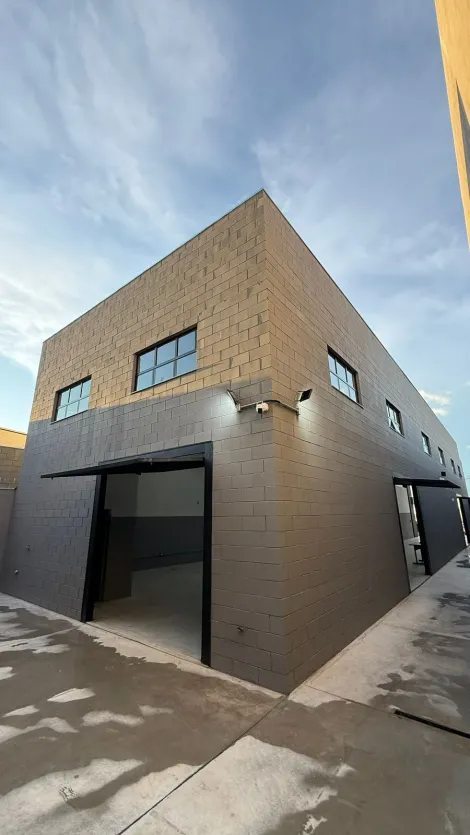Alugar Comercial / Galp&otilde;es em S&atilde;o Jos&eacute; do Rio Preto R$ 9.000,00 - Foto 4