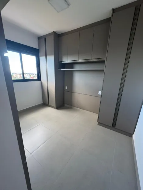 Alugar Apartamento / Padr&atilde;o em S&atilde;o Jos&eacute; do Rio Preto R$ 2.700,00 - Foto 16