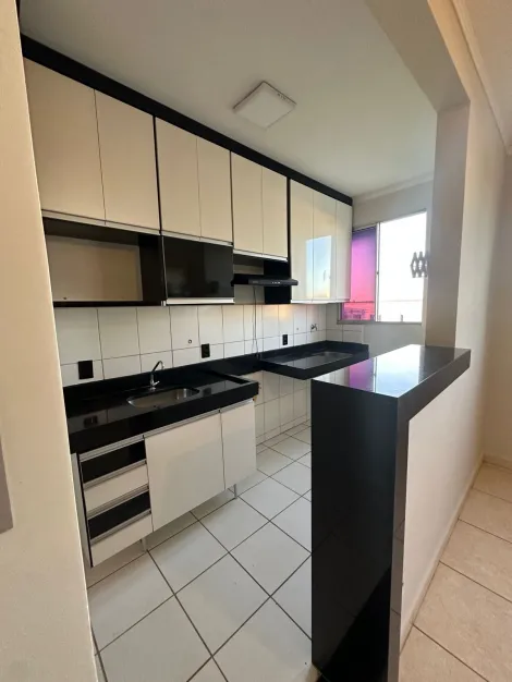 Alugar Apartamento / Padr&atilde;o em S&atilde;o Jos&eacute; do Rio Preto. apenas R$ 1.000,00
