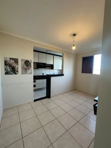 Alugar Apartamento / Padr&atilde;o em S&atilde;o Jos&eacute; do Rio Preto R$ 1.000,00 - Foto 4