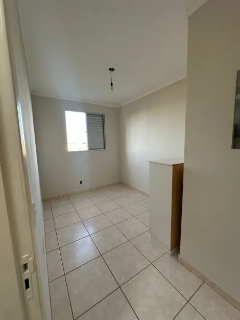 Alugar Apartamento / Padr&atilde;o em S&atilde;o Jos&eacute; do Rio Preto R$ 1.000,00 - Foto 10