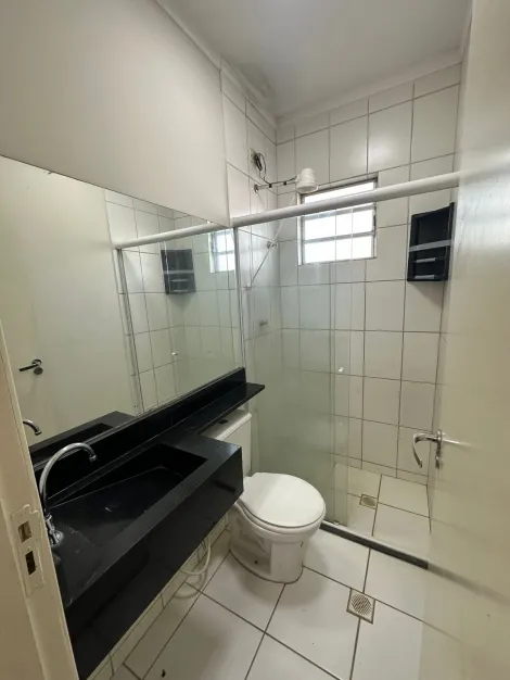 Alugar Apartamento / Padr&atilde;o em S&atilde;o Jos&eacute; do Rio Preto R$ 1.000,00 - Foto 11