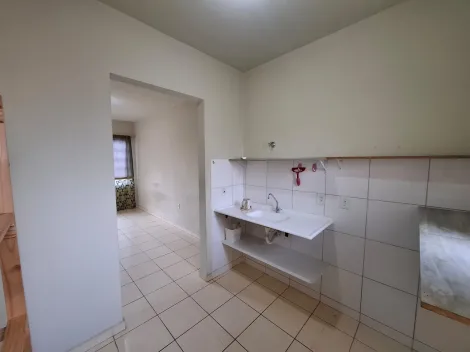 Alugar Casa / Padr&atilde;o em S&atilde;o Jos&eacute; do Rio Preto R$ 1.000,00 - Foto 3
