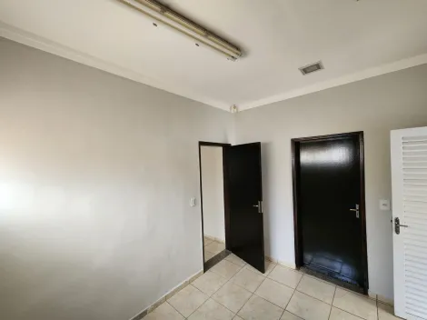 Alugar Comercial / Casa Comercial em S&atilde;o Jos&eacute; do Rio Preto R$ 6.500,00 - Foto 30