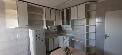 Alugar Apartamento / Padr&atilde;o em S&atilde;o Jos&eacute; do Rio Preto R$ 1.800,00 - Foto 3