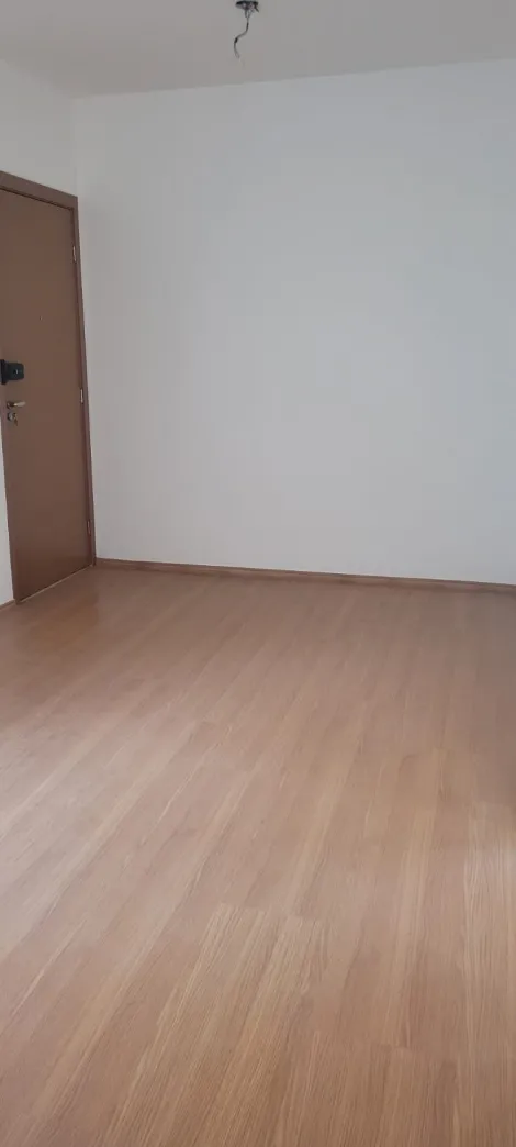 Alugar Apartamento / Padr&atilde;o em S&atilde;o Jos&eacute; do Rio Preto. apenas R$ 190.000,00
