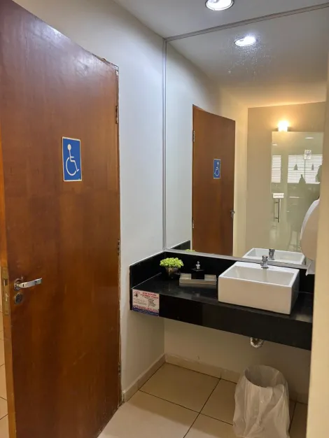 Comprar Comercial / Casa Comercial em S&atilde;o Jos&eacute; do Rio Preto R$ 1.500.000,00 - Foto 4