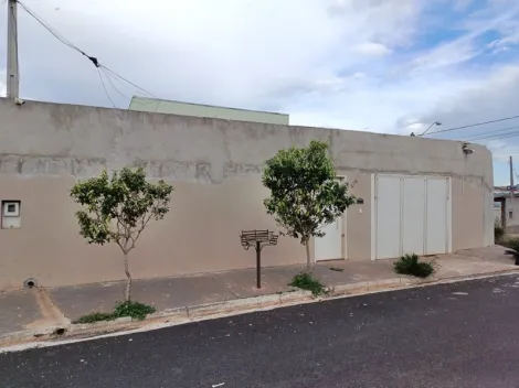 Alugar Casa / Padr&atilde;o em S&atilde;o Jos&eacute; do Rio Preto. apenas R$ 1.050,00