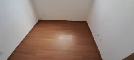 Alugar Apartamento / Padr&atilde;o em S&atilde;o Jos&eacute; do Rio Preto R$ 1.100,00 - Foto 4