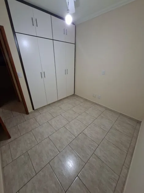 Comprar Apartamento / Padr&atilde;o em S&atilde;o Jos&eacute; do Rio Preto R$ 215.000,00 - Foto 12
