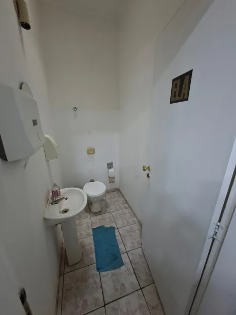 Alugar Comercial / Casa Comercial em S&atilde;o Jos&eacute; do Rio Preto R$ 8.000,00 - Foto 17