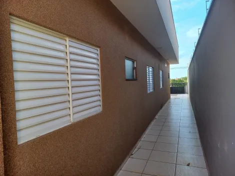 Casa / Padr&atilde;o em Mirassol 