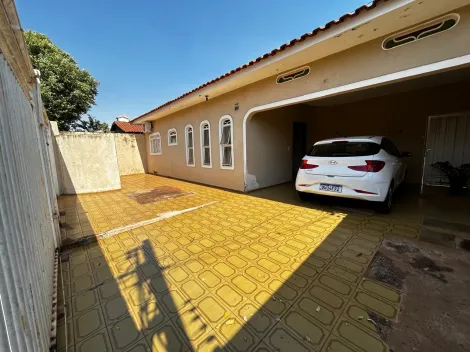 Alugar Casa / Padr&atilde;o em S&atilde;o Jos&eacute; do Rio Preto. apenas R$ 380.000,00
