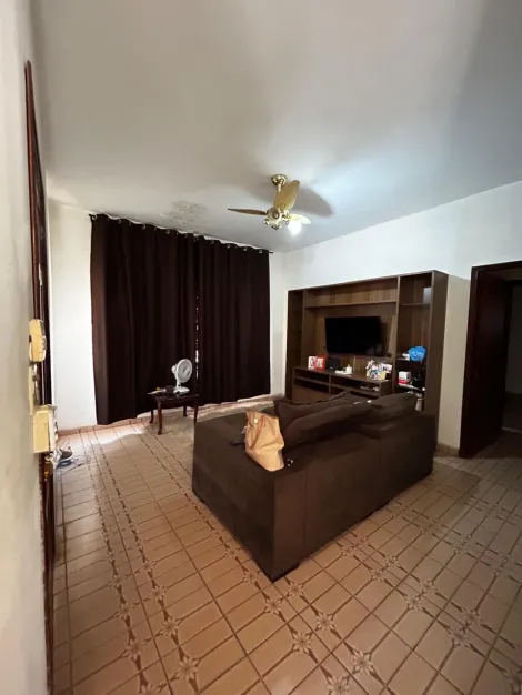 Comprar Casa / Padr&atilde;o em S&atilde;o Jos&eacute; do Rio Preto R$ 380.000,00 - Foto 4