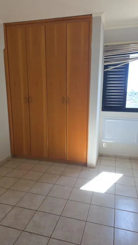 Alugar Apartamento / Padr&atilde;o em S&atilde;o Jos&eacute; do Rio Preto R$ 1.800,00 - Foto 8