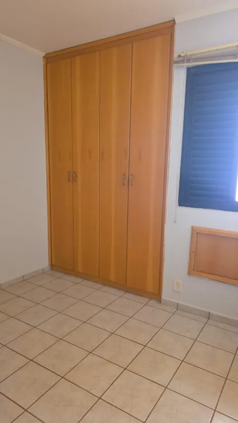 Alugar Apartamento / Padr&atilde;o em S&atilde;o Jos&eacute; do Rio Preto R$ 1.800,00 - Foto 10