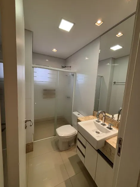 Alugar Apartamento / Padr&atilde;o em S&atilde;o Jos&eacute; do Rio Preto R$ 5.200,00 - Foto 17