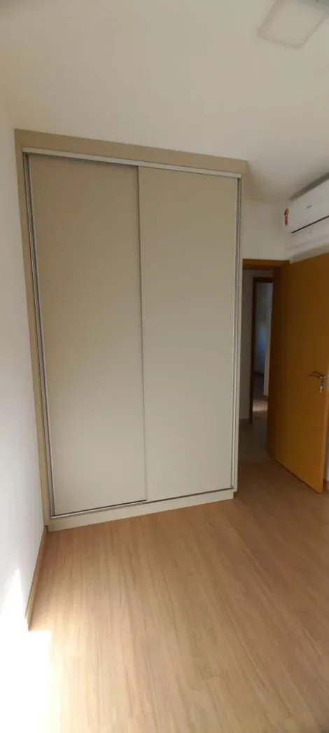 Alugar Apartamento / Padr&atilde;o em S&atilde;o Jos&eacute; do Rio Preto R$ 3.900,00 - Foto 12