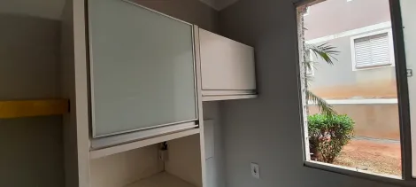 Alugar Apartamento / Padr&atilde;o em S&atilde;o Jos&eacute; do Rio Preto R$ 900,00 - Foto 4