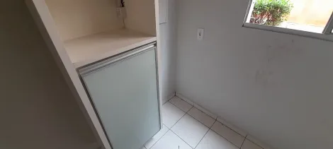 Alugar Apartamento / Padr&atilde;o em S&atilde;o Jos&eacute; do Rio Preto R$ 900,00 - Foto 5