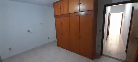 Alugar Apartamento / Padr&atilde;o em S&atilde;o Jos&eacute; do Rio Preto R$ 1.500,00 - Foto 4