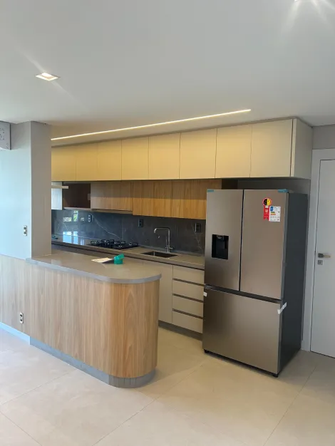Apartamento / Padr&atilde;o em S&atilde;o Jos&eacute; do Rio Preto 