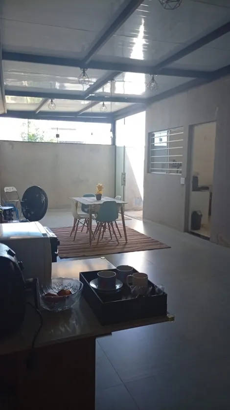 Comprar Casa / Padr&atilde;o em Mirassol R$ 210.000,00 - Foto 2