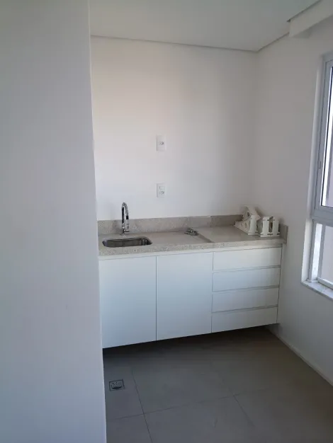 Alugar Apartamento / Padr&atilde;o em S&atilde;o Jos&eacute; do Rio Preto R$ 1.500,00 - Foto 3