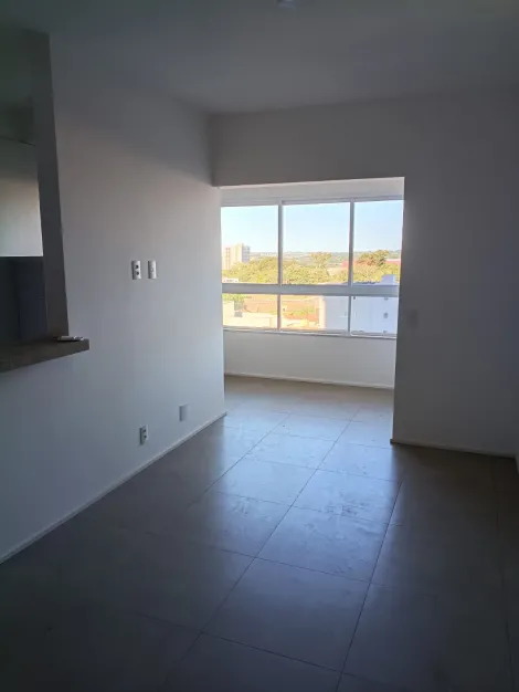 Alugar Apartamento / Padr&atilde;o em S&atilde;o Jos&eacute; do Rio Preto R$ 1.500,00 - Foto 4