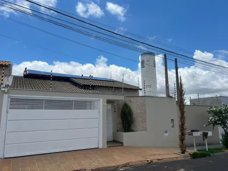 Alugar Casa / Padr&atilde;o em S&atilde;o Jos&eacute; do Rio Preto. apenas R$ 380.000,00