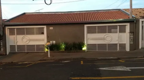 Alugar Casa / Padr&atilde;o em S&atilde;o Jos&eacute; do Rio Preto. apenas R$ 570.000,00