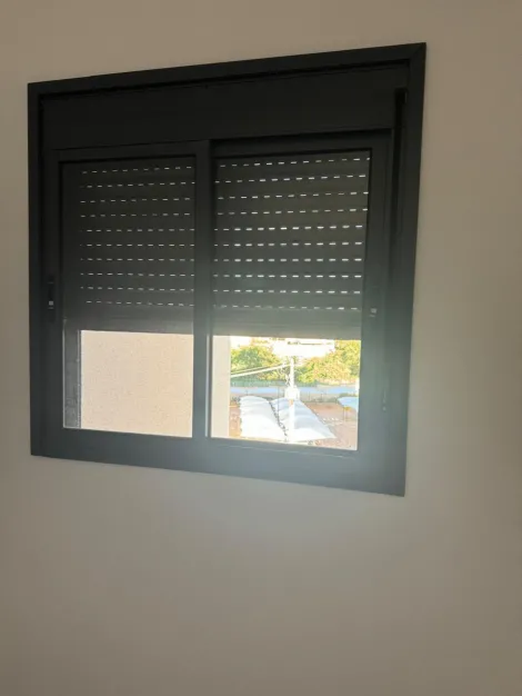 Alugar Apartamento / Padr&atilde;o em S&atilde;o Jos&eacute; do Rio Preto R$ 1.500,00 - Foto 5