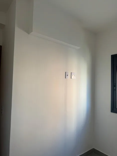 Alugar Apartamento / Padr&atilde;o em S&atilde;o Jos&eacute; do Rio Preto R$ 1.500,00 - Foto 6