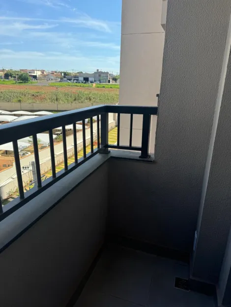 Alugar Apartamento / Padr&atilde;o em S&atilde;o Jos&eacute; do Rio Preto R$ 1.500,00 - Foto 8