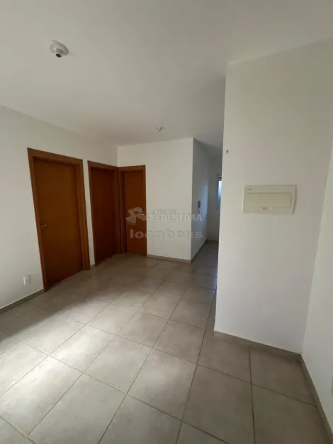 Alugar Apartamento / Padr&atilde;o em S&atilde;o Jos&eacute; do Rio Preto. apenas R$ 220.000,00