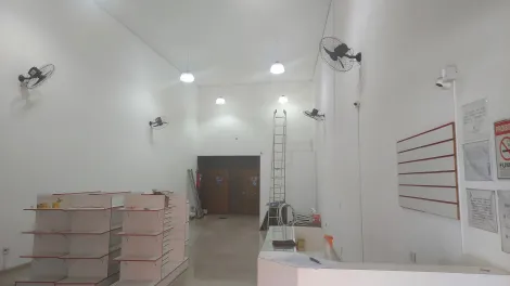 Alugar Comercial / Sal&atilde;o em S&atilde;o Jos&eacute; do Rio Preto R$ 3.600,00 - Foto 4
