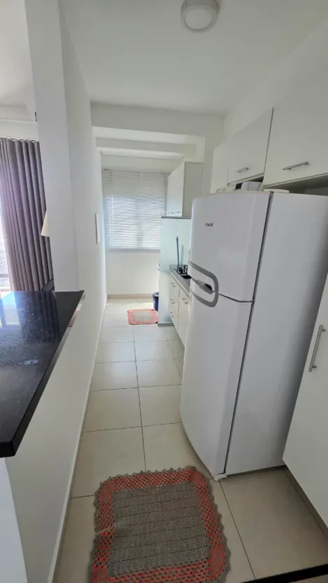 Alugar Apartamento / Studio em S&atilde;o Jos&eacute; do Rio Preto R$ 2.300,00 - Foto 3