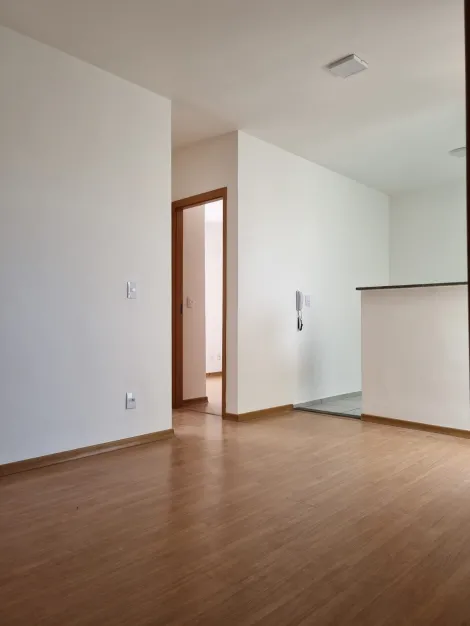 Comprar Apartamento / Padr&atilde;o em S&atilde;o Jos&eacute; do Rio Preto R$ 165.000,00 - Foto 2