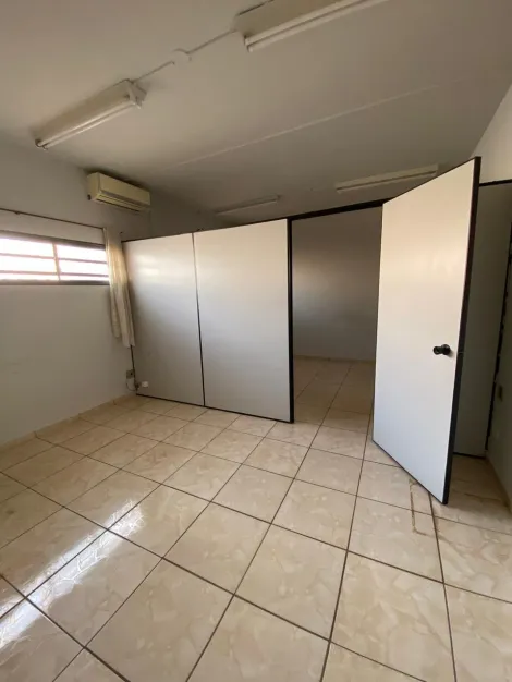 Alugar Comercial / Sal&atilde;o em S&atilde;o Jos&eacute; do Rio Preto R$ 8.500,00 - Foto 5