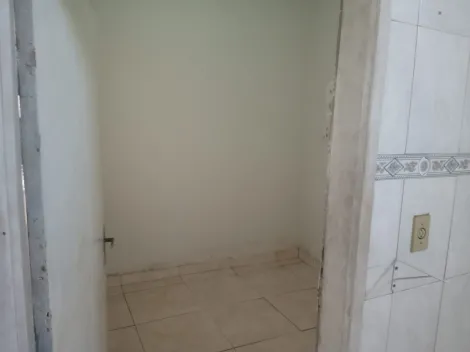 Alugar Casa / Padr&atilde;o em S&atilde;o Jos&eacute; do Rio Preto R$ 1.300,00 - Foto 15