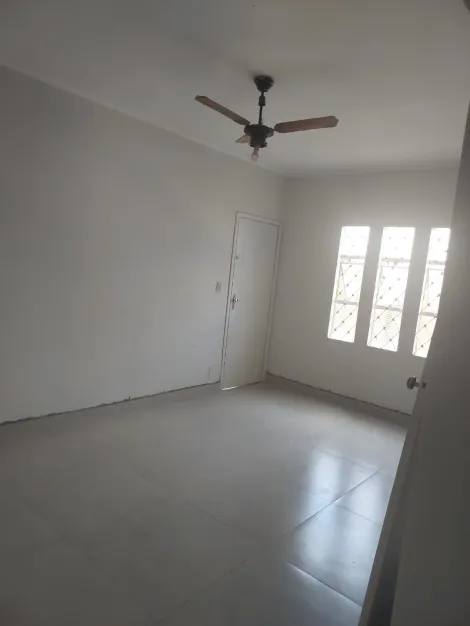 Comprar Apartamento / Padr&atilde;o em S&atilde;o Jos&eacute; do Rio Preto R$ 220.000,00 - Foto 2