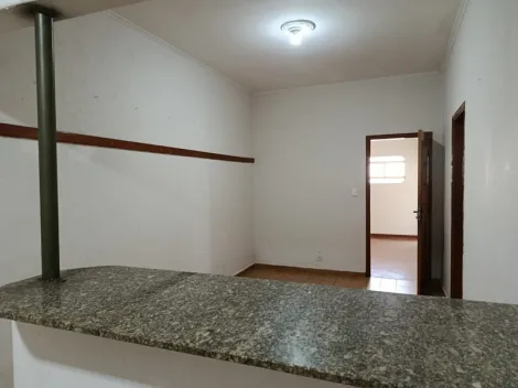 Alugar Casa / Padr&atilde;o em S&atilde;o Jos&eacute; do Rio Preto R$ 2.100,00 - Foto 4