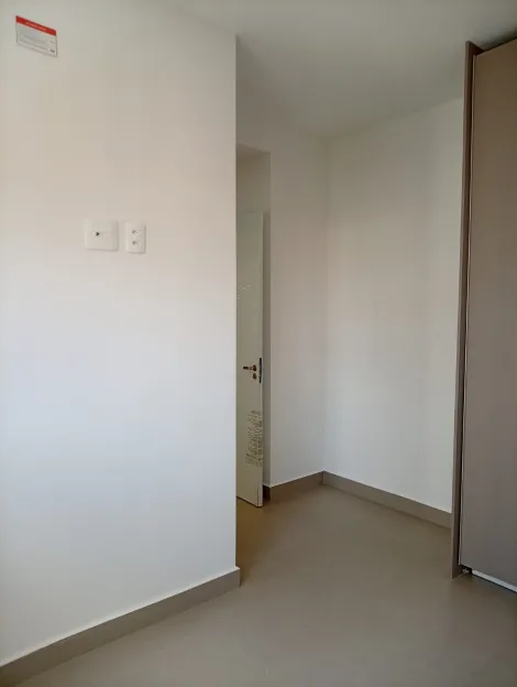 Comprar Apartamento / Padr&atilde;o em S&atilde;o Jos&eacute; do Rio Preto R$ 640.000,00 - Foto 14