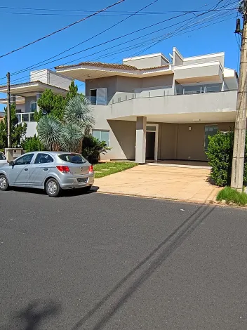 Casa / Condom&iacute;nio em S&atilde;o Jos&eacute; do Rio Preto 
