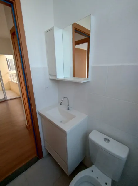 Alugar Apartamento / Padr&atilde;o em S&atilde;o Jos&eacute; do Rio Preto R$ 1.400,00 - Foto 18