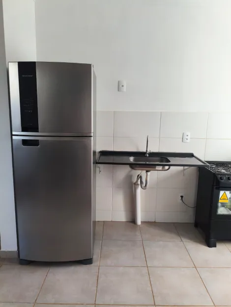 Alugar Apartamento / Padr&atilde;o em S&atilde;o Jos&eacute; do Rio Preto R$ 900,00 - Foto 2