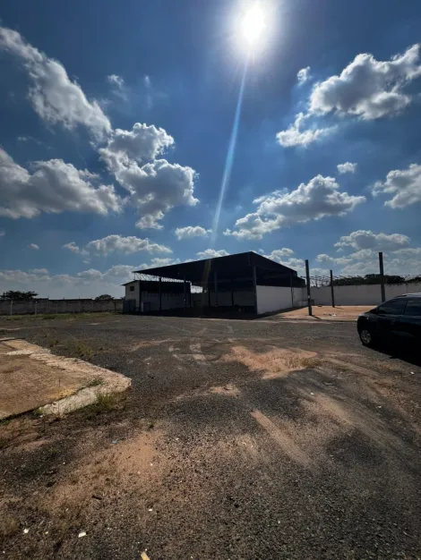 Alugar Comercial / Galp&otilde;es em Bady Bassitt R$ 13.000,00 - Foto 2