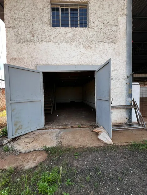 Alugar Comercial / Galp&otilde;es em Bady Bassitt R$ 13.000,00 - Foto 5