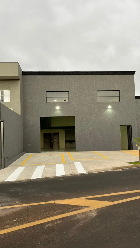 Alugar Comercial / Sal&atilde;o em S&atilde;o Jos&eacute; do Rio Preto. apenas R$ 3.500,00